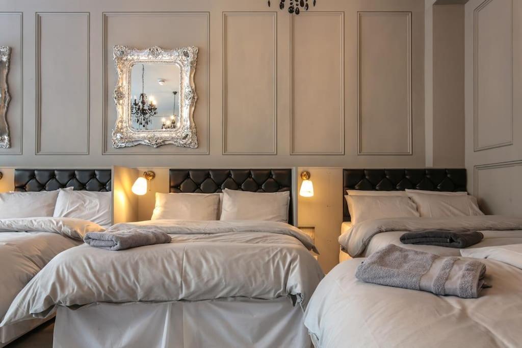 The V.I.P Suite - Sleeps 24! Best For Large Groups Ливерпуль Экстерьер фото